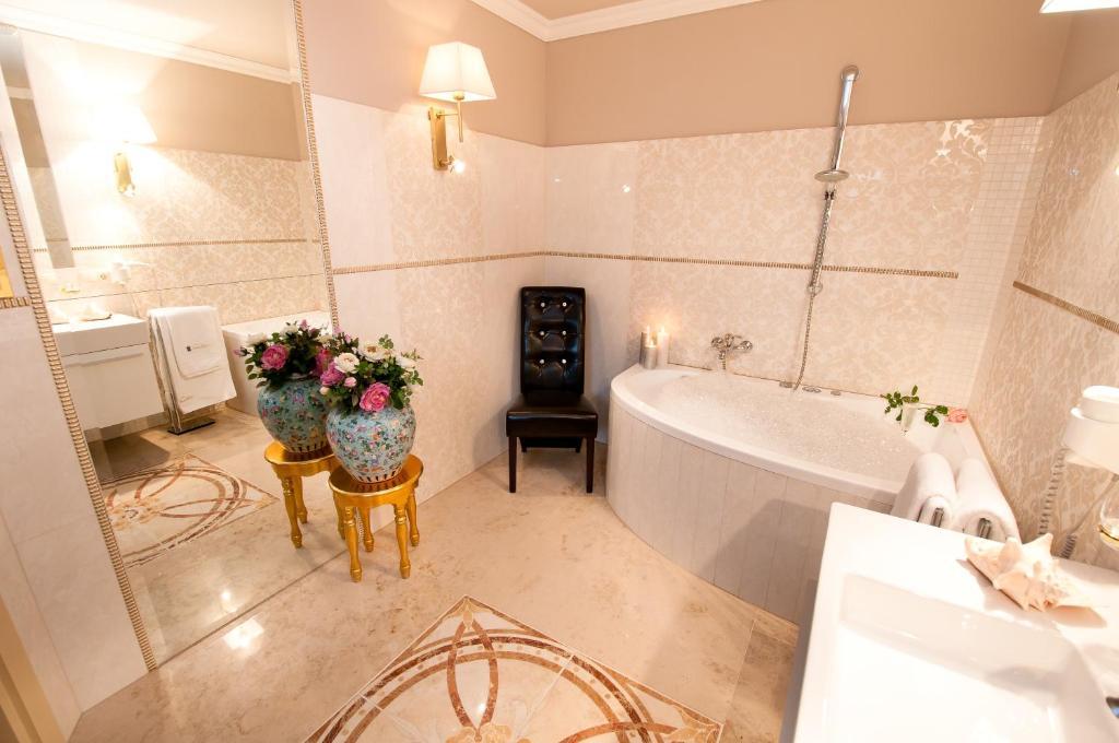 Вілла Luxus-Residenz Alexado Вергль Номер фото
